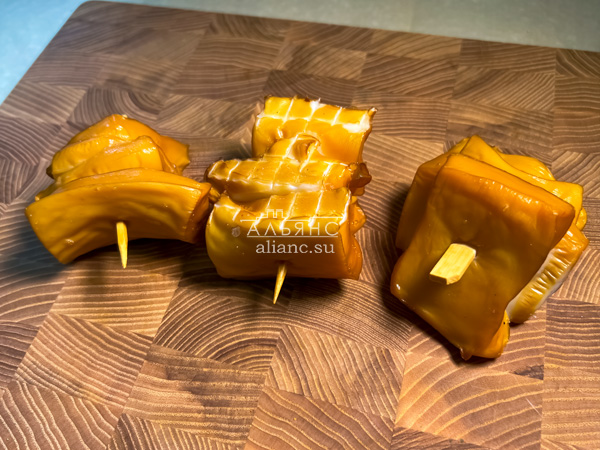 Шашлычок из кальмара х/к в Переделкино