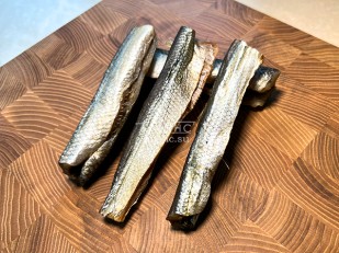 Горбуша боковина х/к (юкола): Корюшка вяленая (тушка)