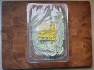 Сыр к пиву: Сыр Чечил паутинка (васаби)  500 гр.