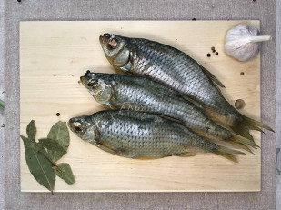 Царский полосатик с перцем: Красноперка вяленая