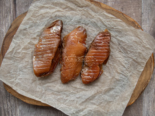 Царский полосатик с перцем: Икра воблы вяленая